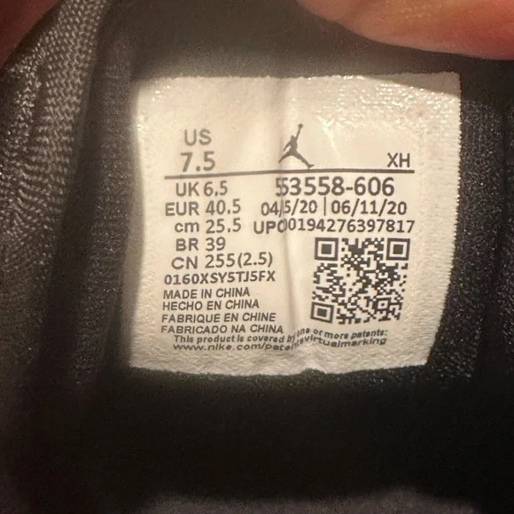 Jordan Women's Red and Black Sneakers - Picture 9 of 9